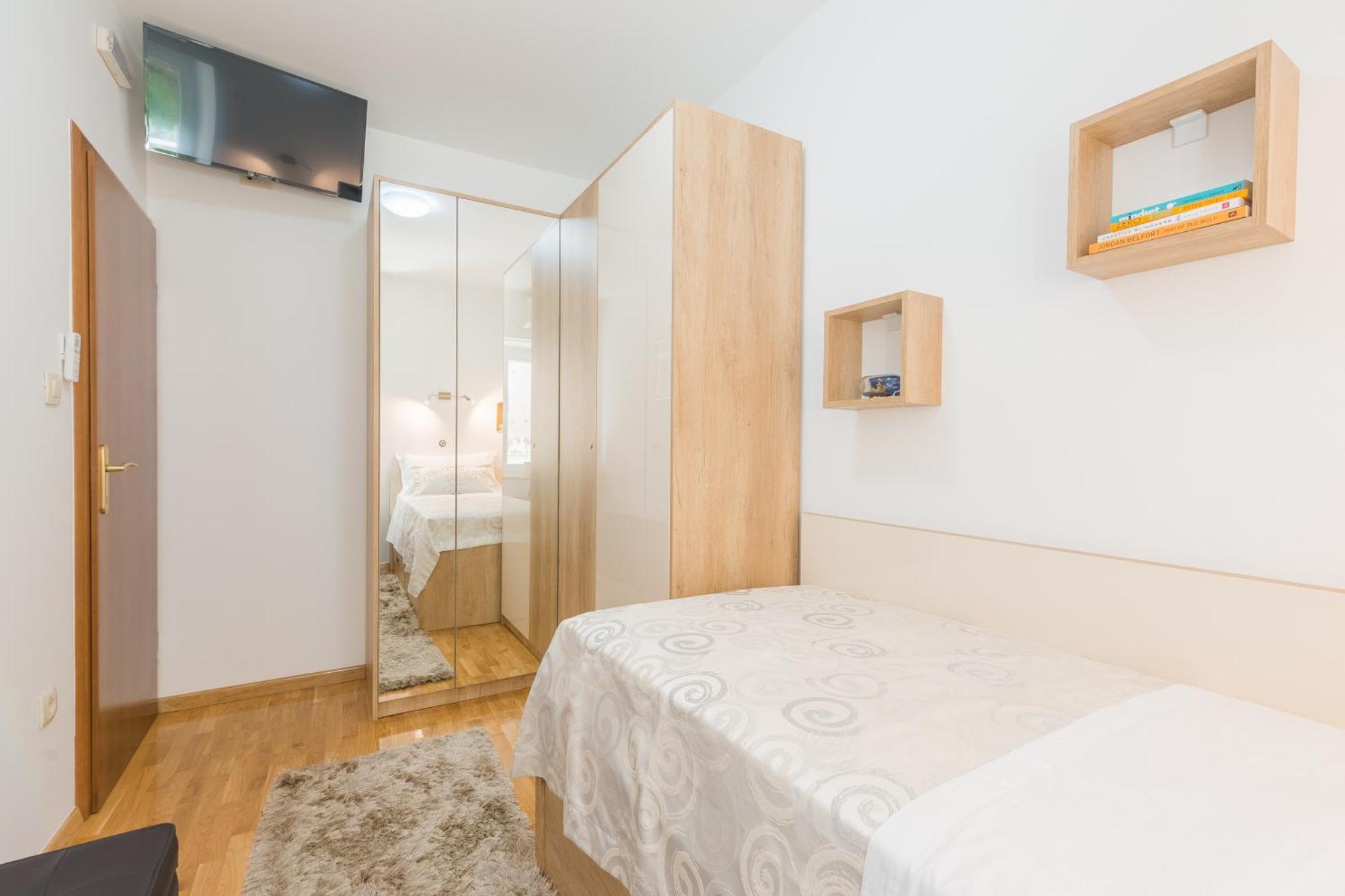 Grgur Apartman *