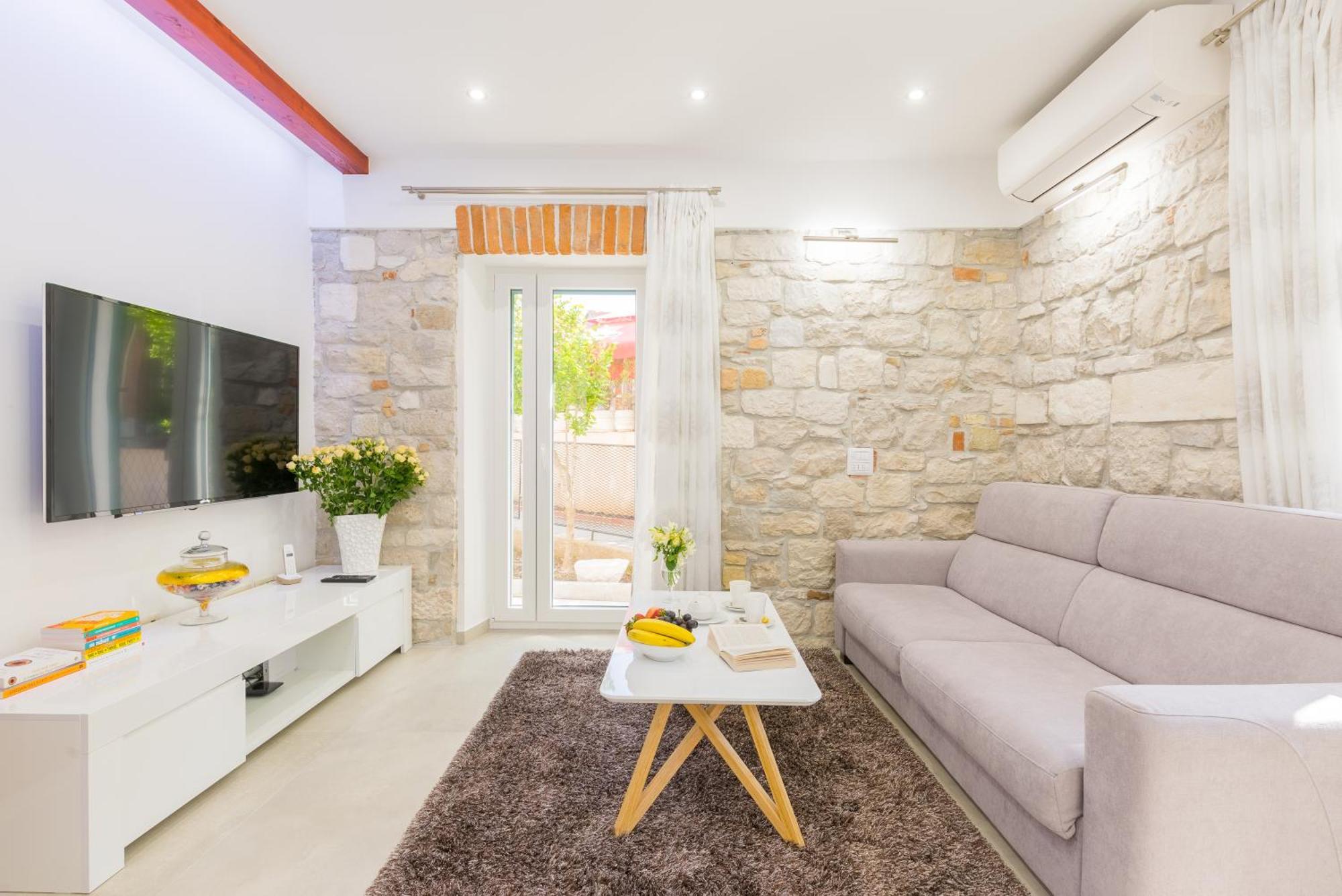 Grgur Apartman *